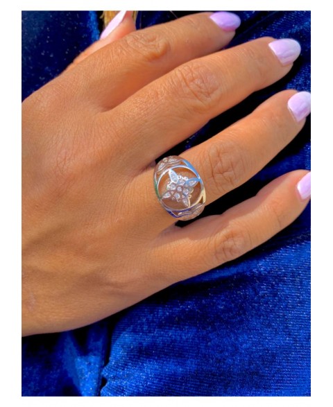 Anillo Nudo de Bruja...